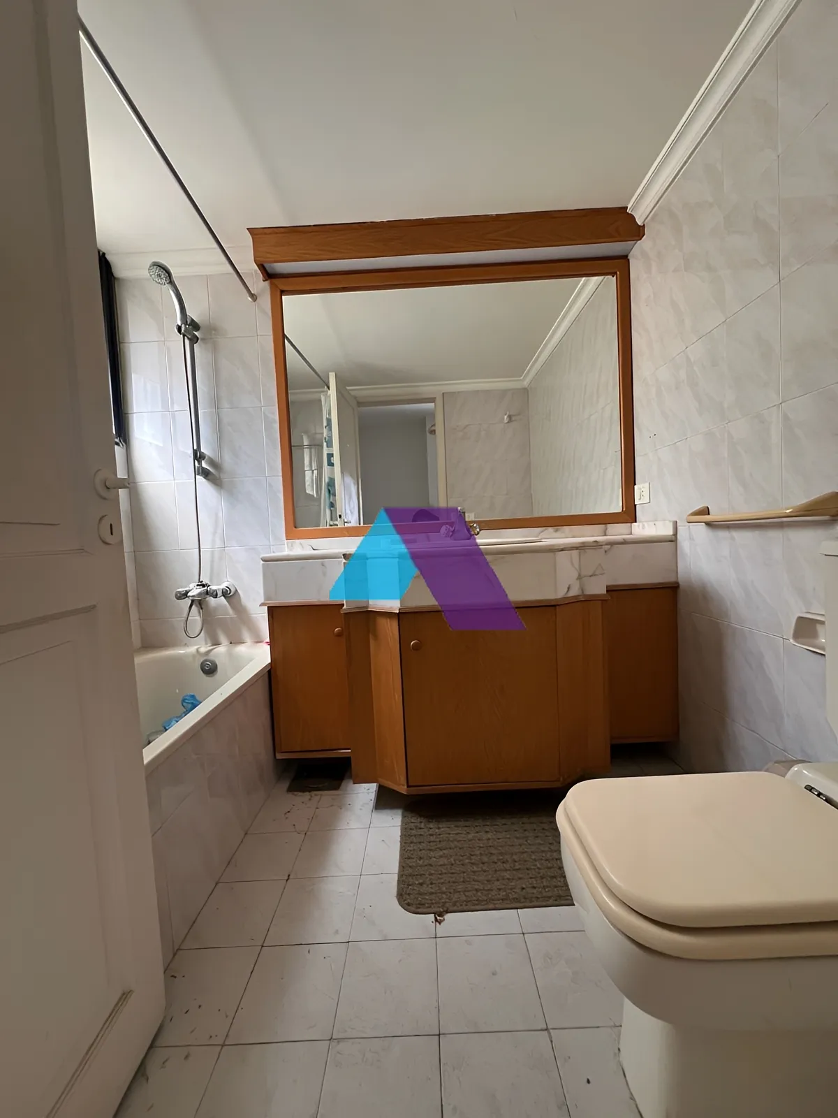 Apartment for Sale in Haret Sakher