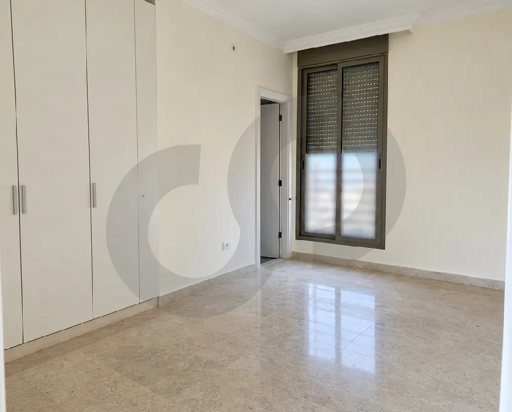 Building for Sale in Mar Elias
