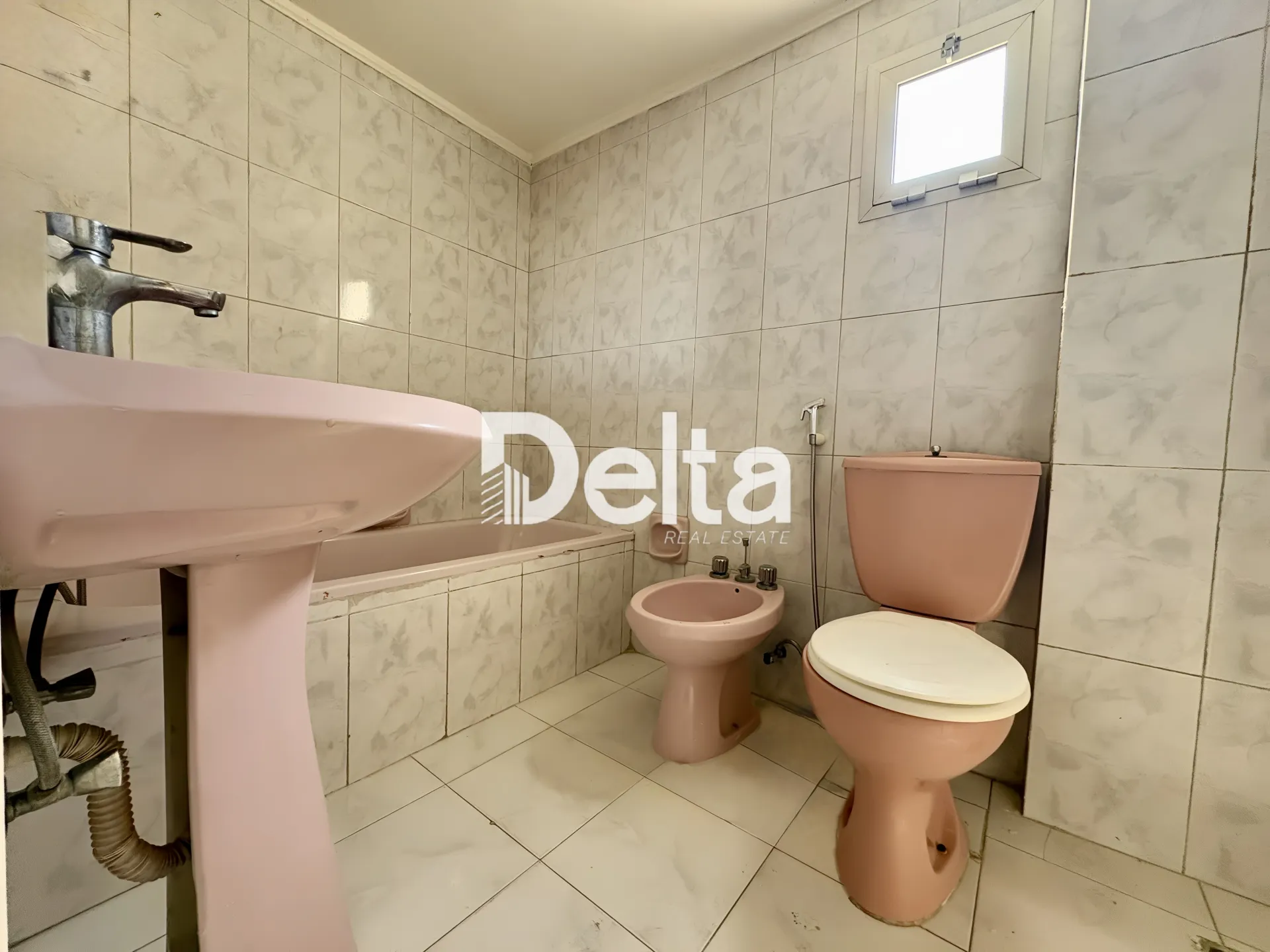 Apartment for rent in Salim salam, beirut, lebanon