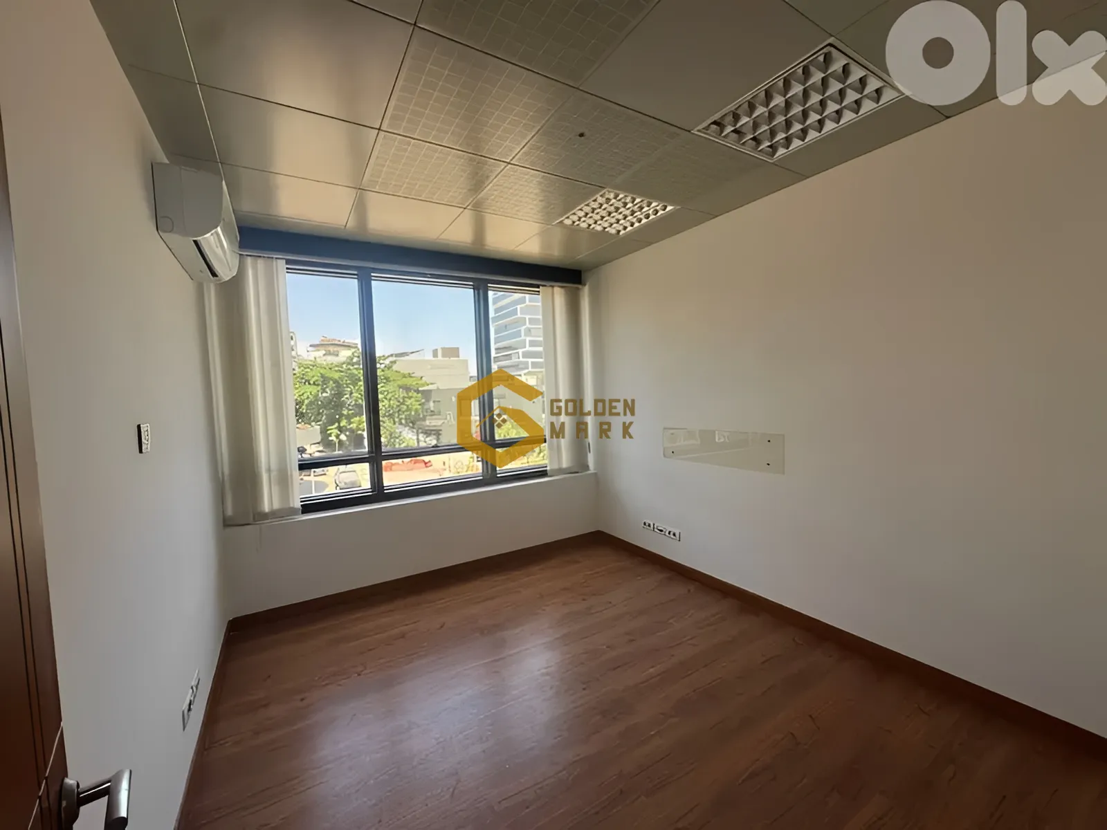 Office for rent in Dekwaneh