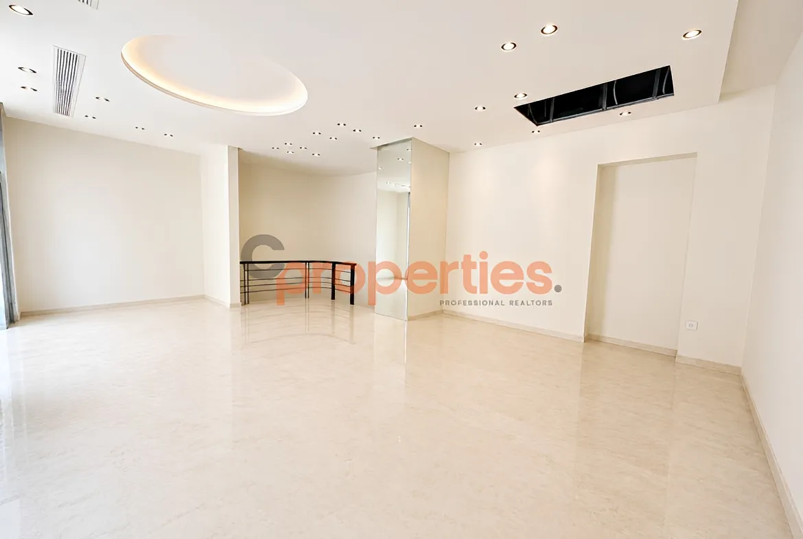 Shop for Rent in Downtown