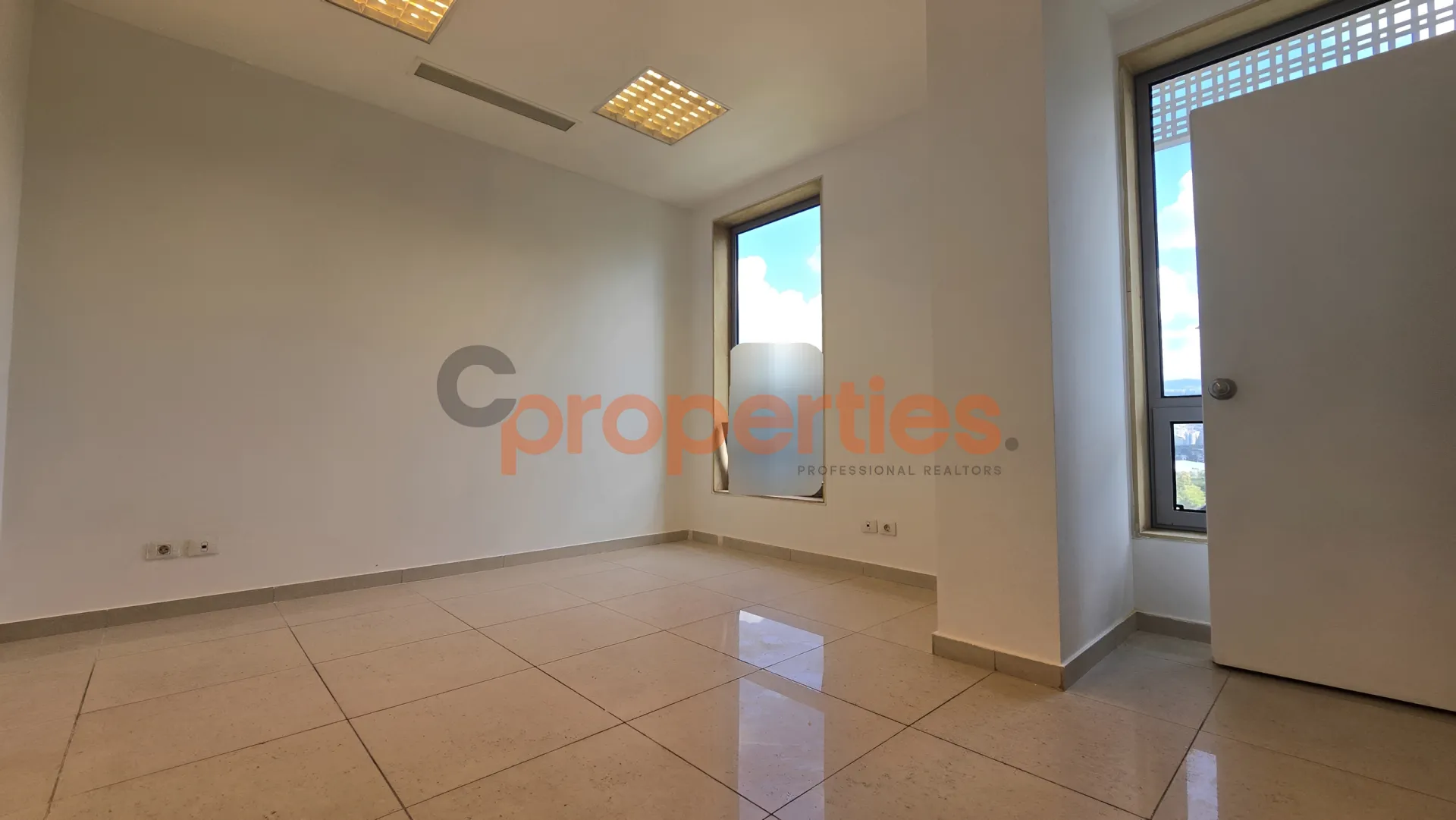 Office for Rent in Adliyeh