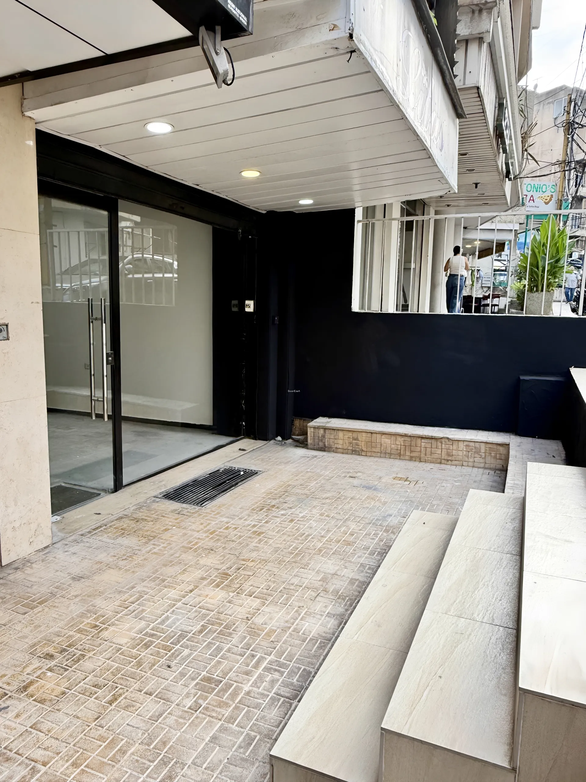 Shop for rent in Achrafieh, beirut, lebanon