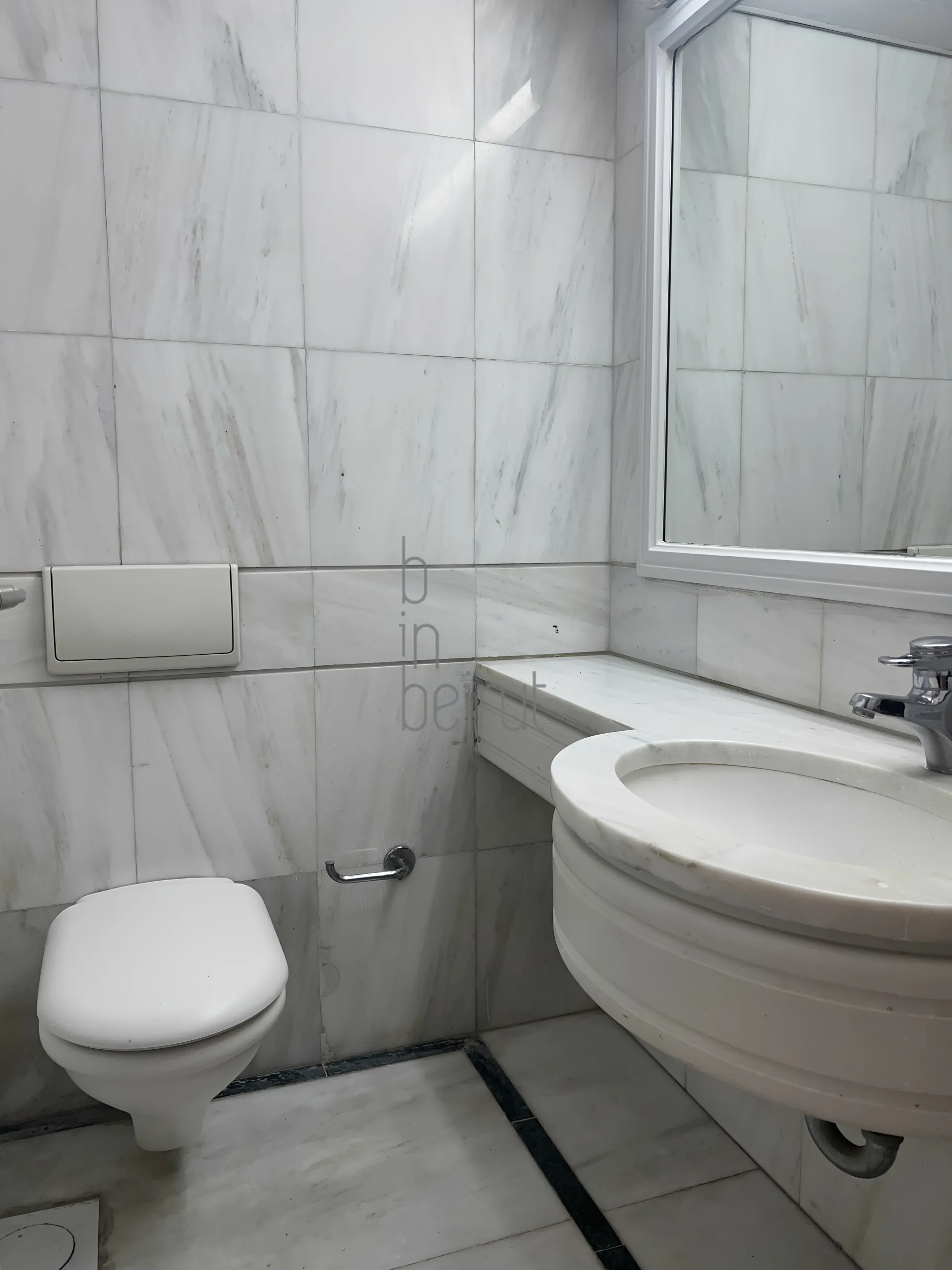 Apartment for Sale in Zarhat el Ihssan