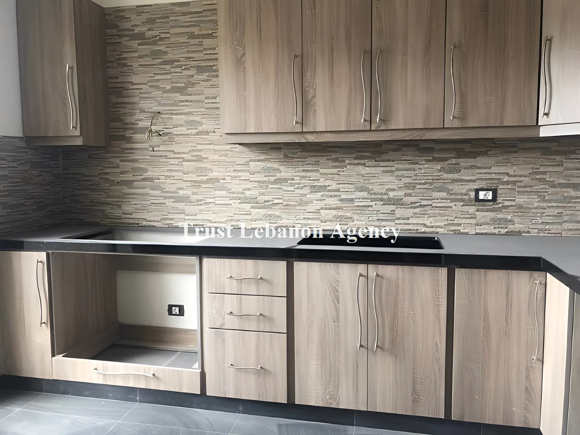 Apartment for Sale in Baabda