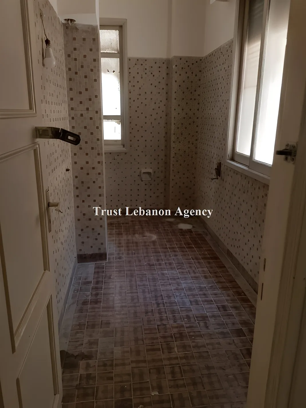 Office For Rent in Metn, Mkalles