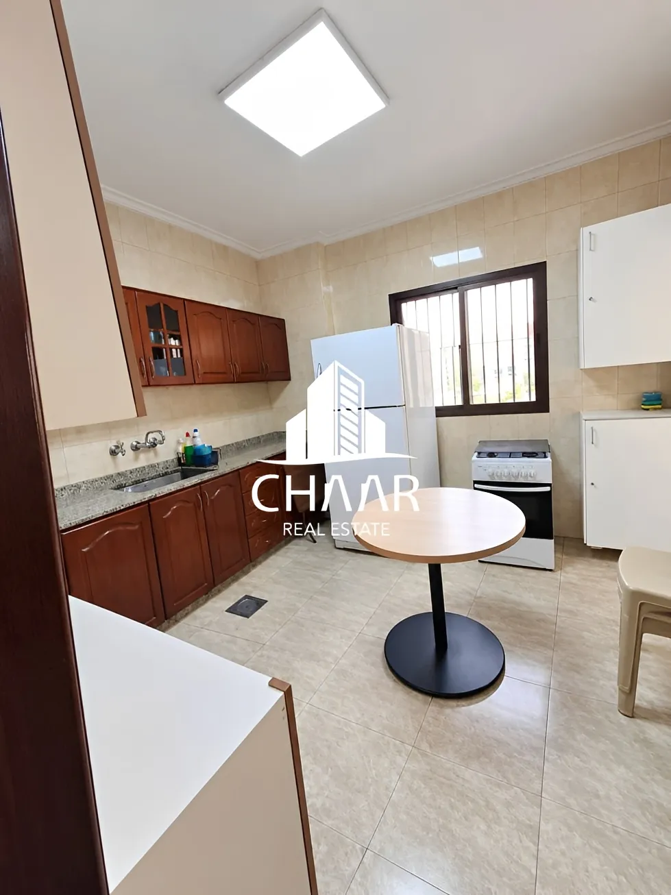 Apartment for rent in Ras El Nabaa