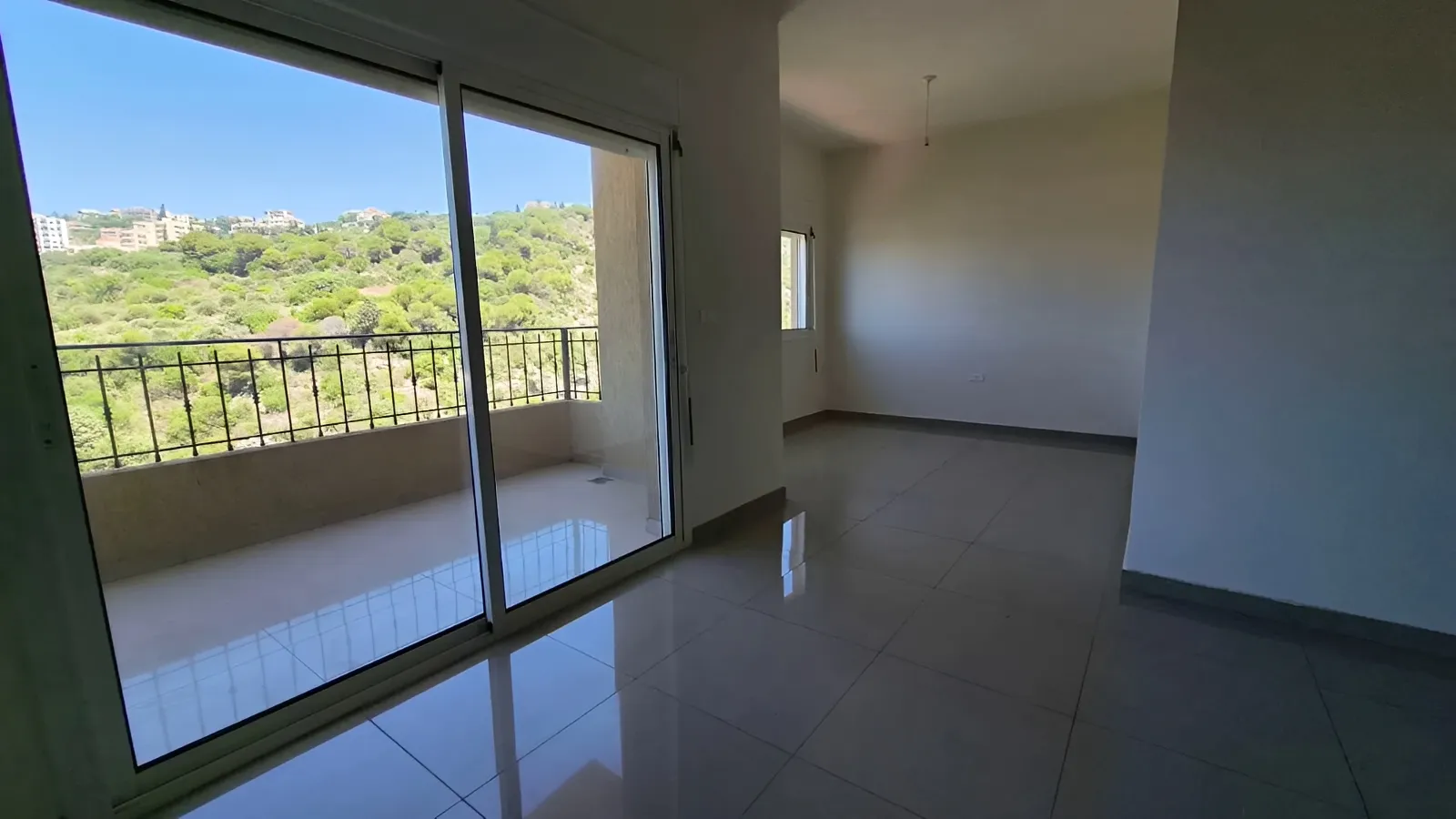 Apartment for Sale in Hosrayel