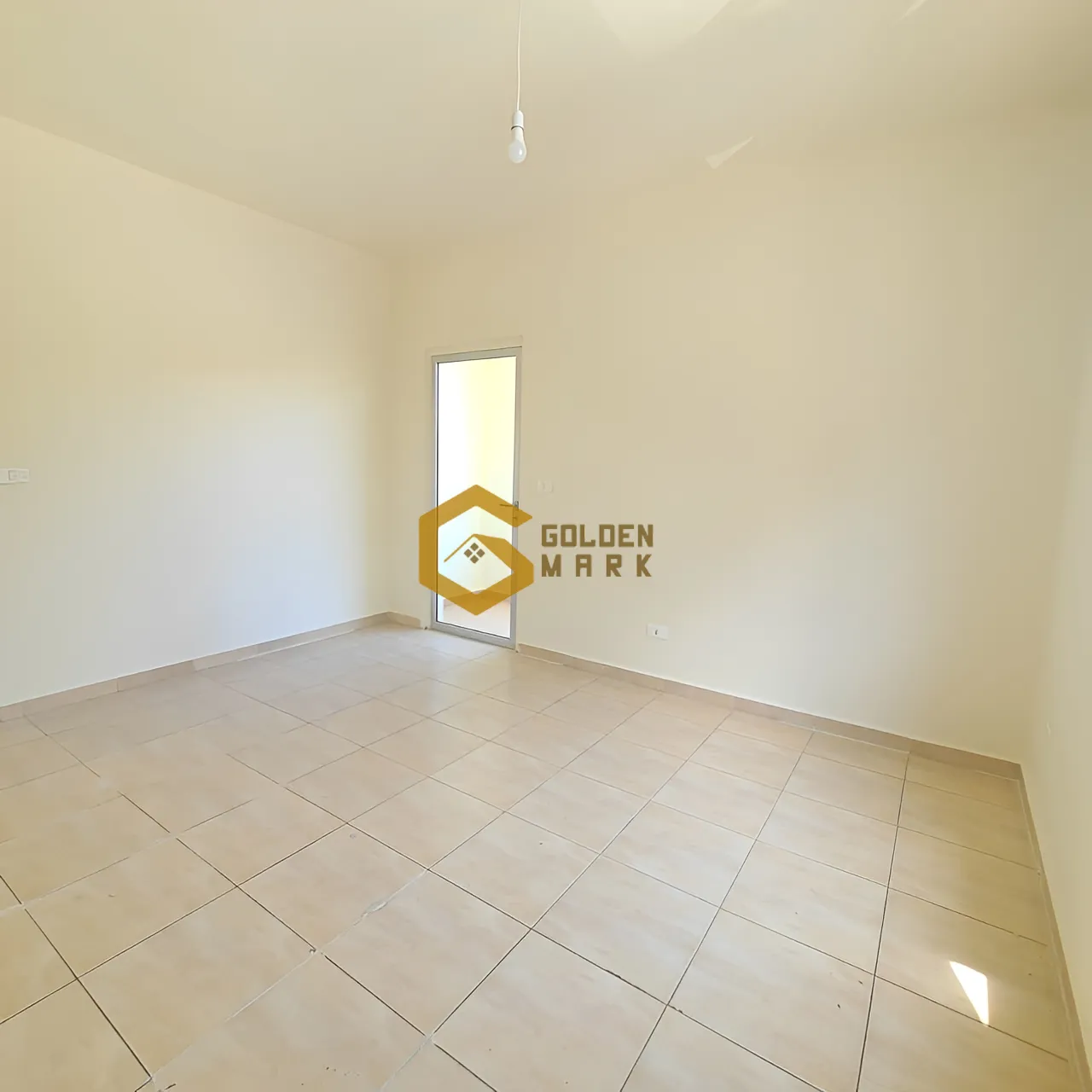 Apartment for Sale in Blat - 3 bed, 2 bath