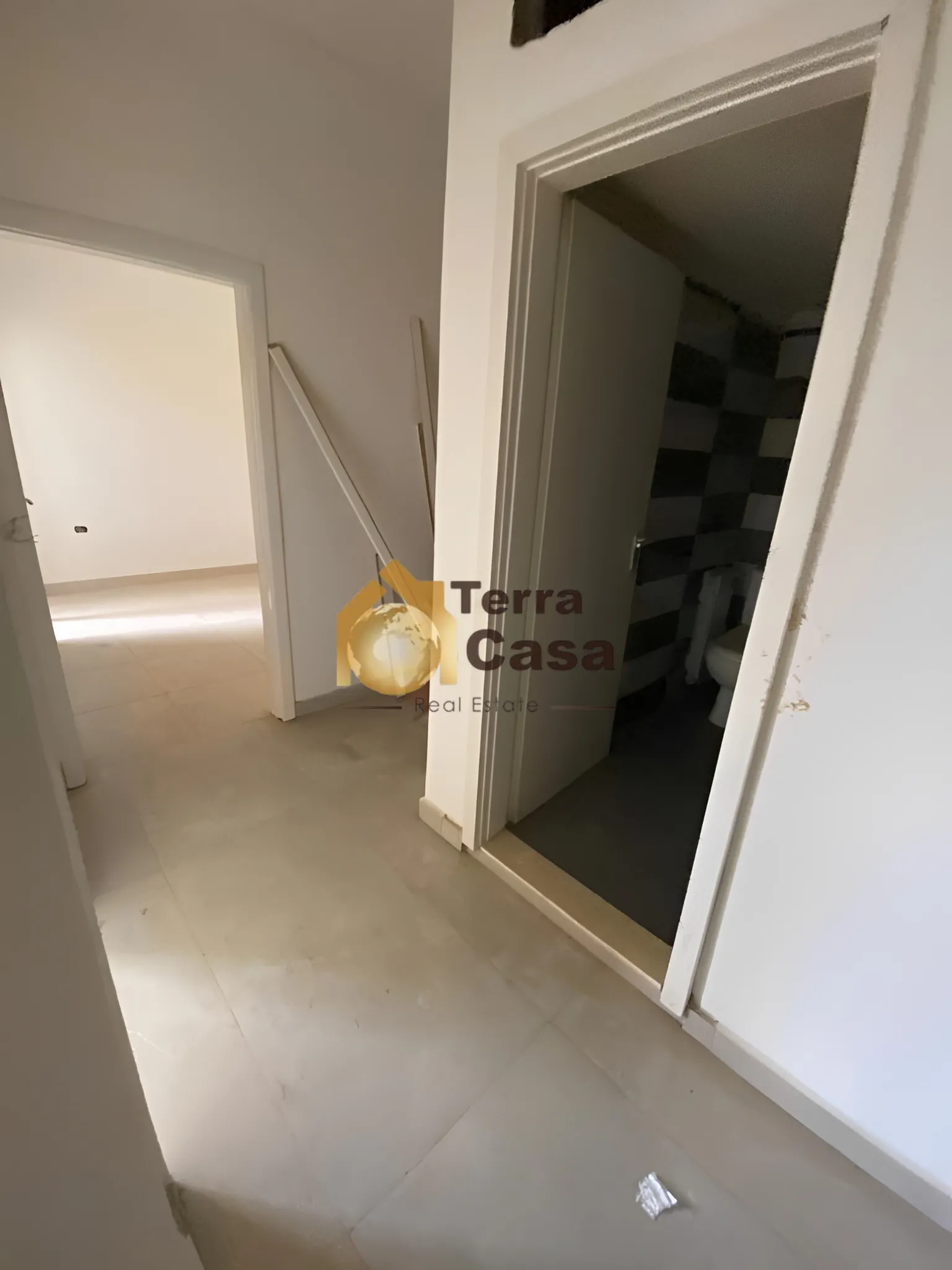 Apartment for Sale in Haouch el Omara
