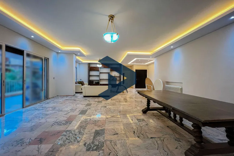 Apartment for rent in Achrafieh, Beirut, Lebanon - 3 bed, 4 bath