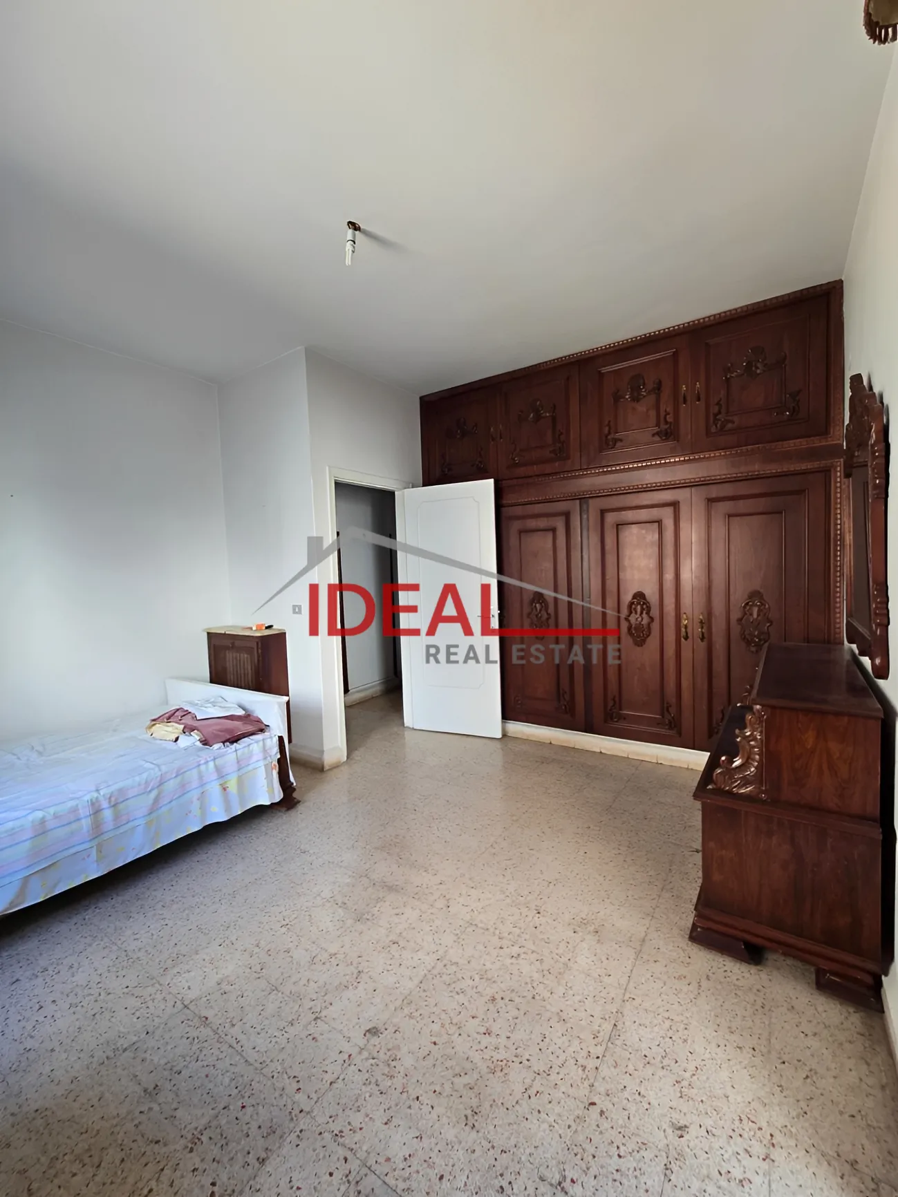 Apartment for sale in Ain El Remmaneh