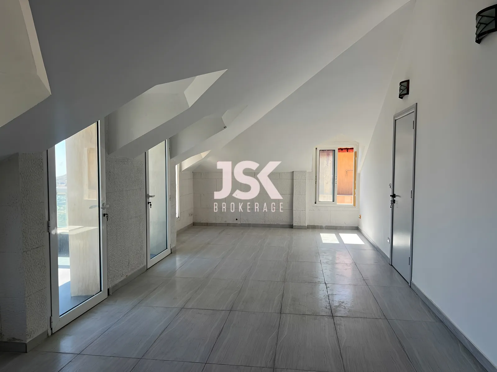 Duplex for Sale in Saoufar
