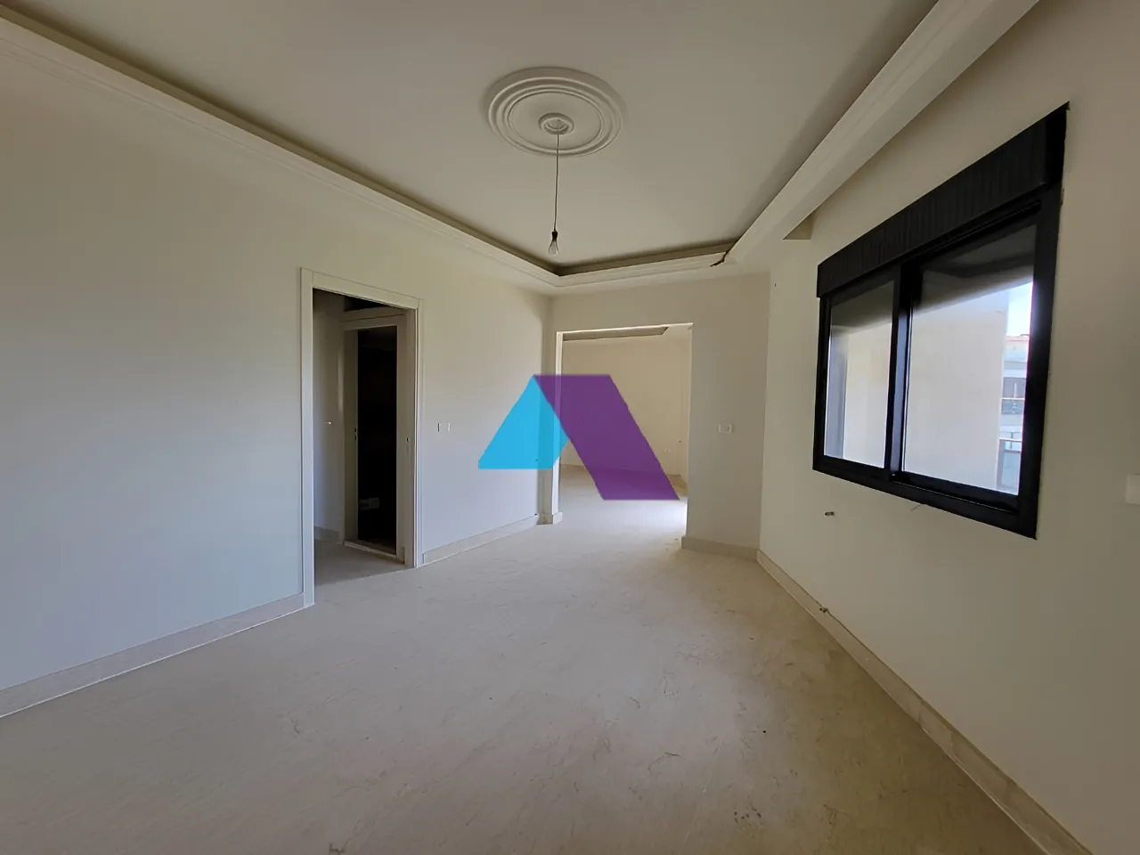 Apartment for Sale in Ballouneh