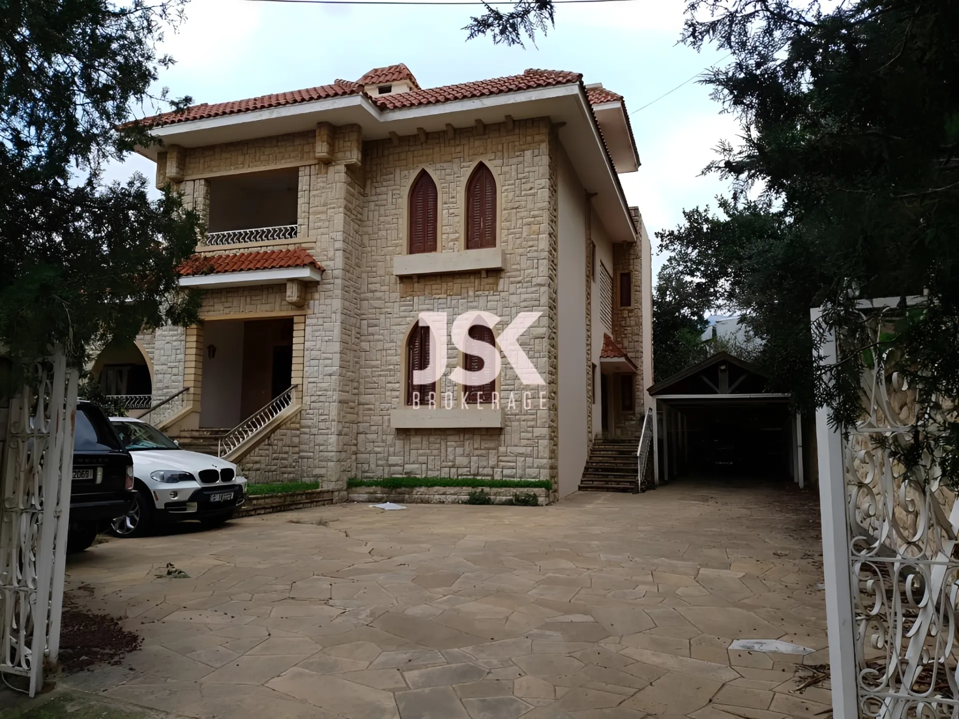 Villa for Sale in Wadi El Chahrour El Suflah - 1 bed