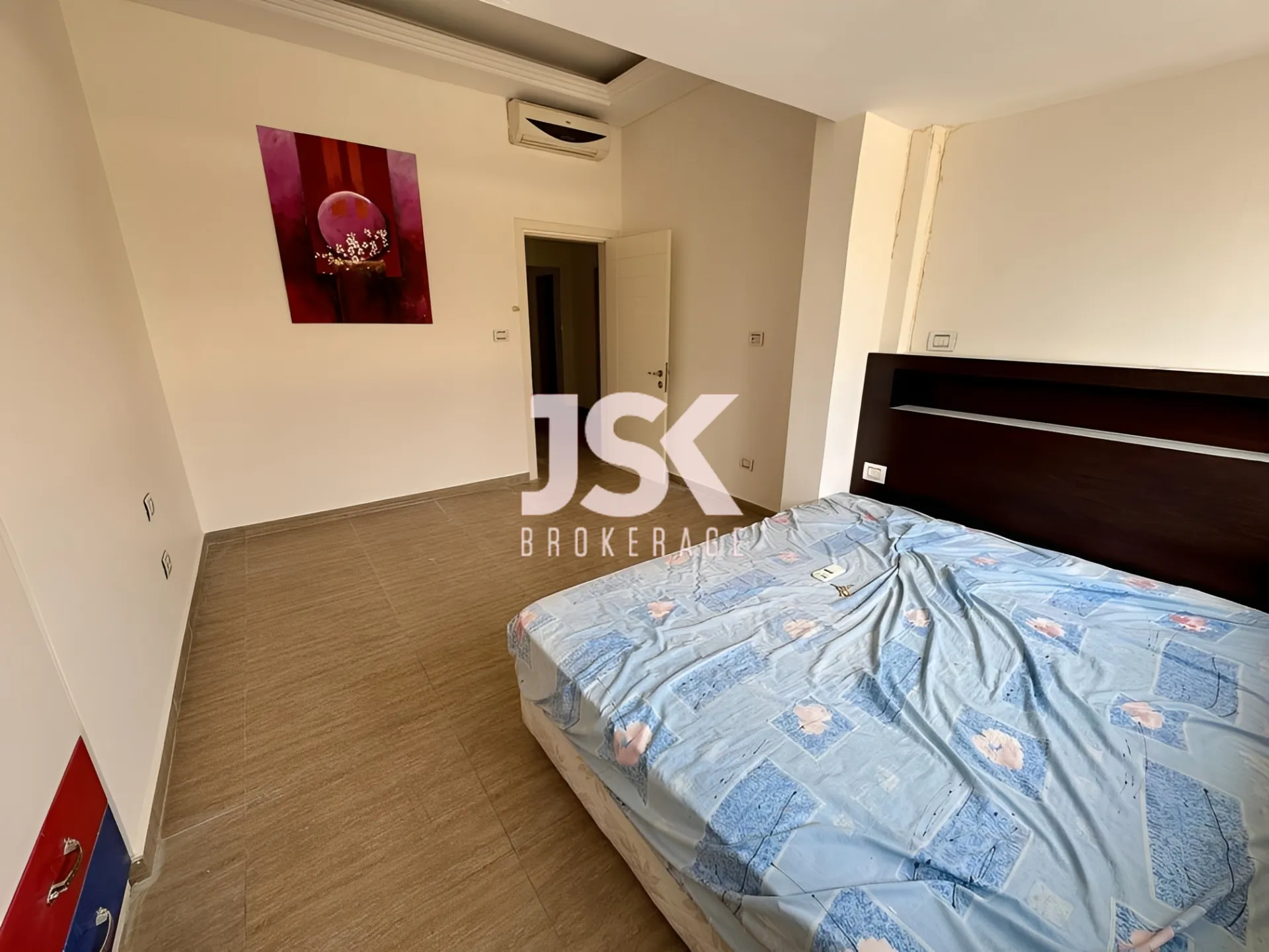 Apartment for Sale in Hamra, Beirut, Lebanon