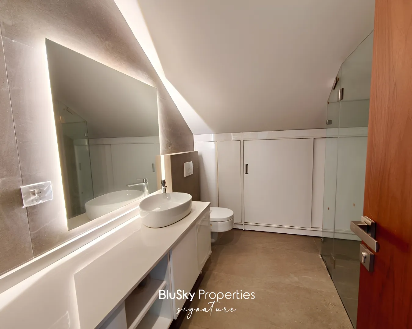 Duplex for sale in Baabdat