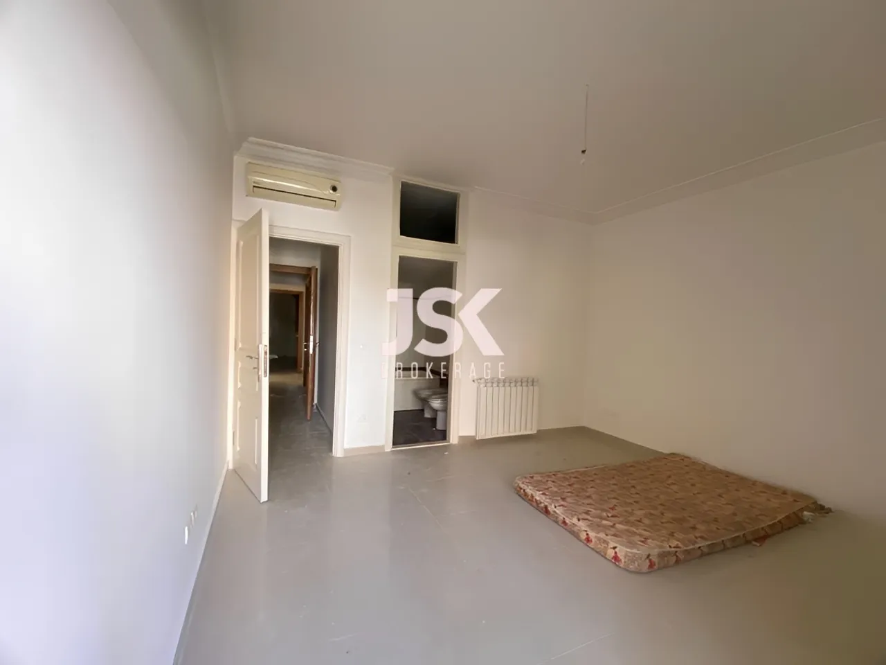 Apartment for Sale in Yarzeh