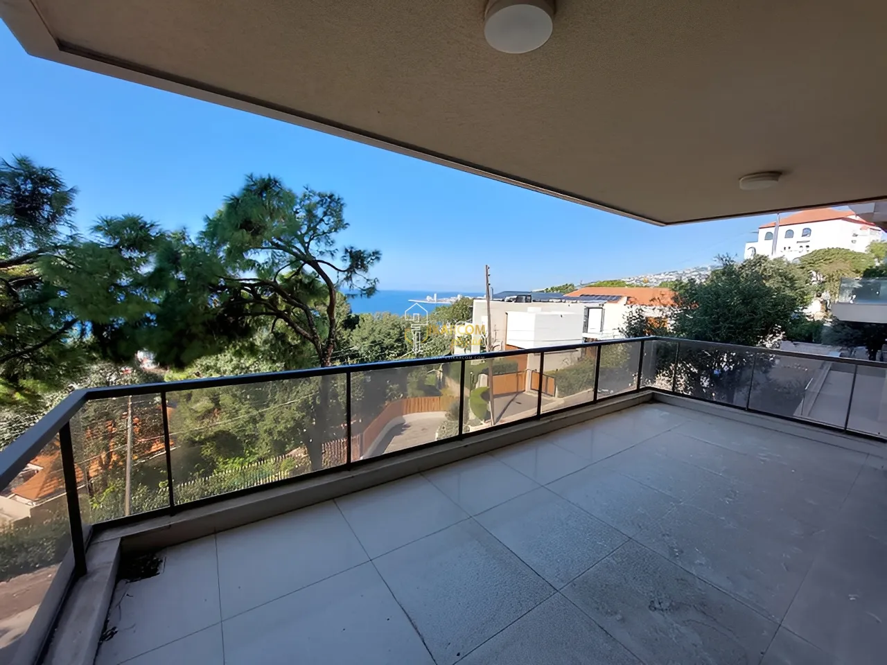Apartment for Sale in Haret Sakher