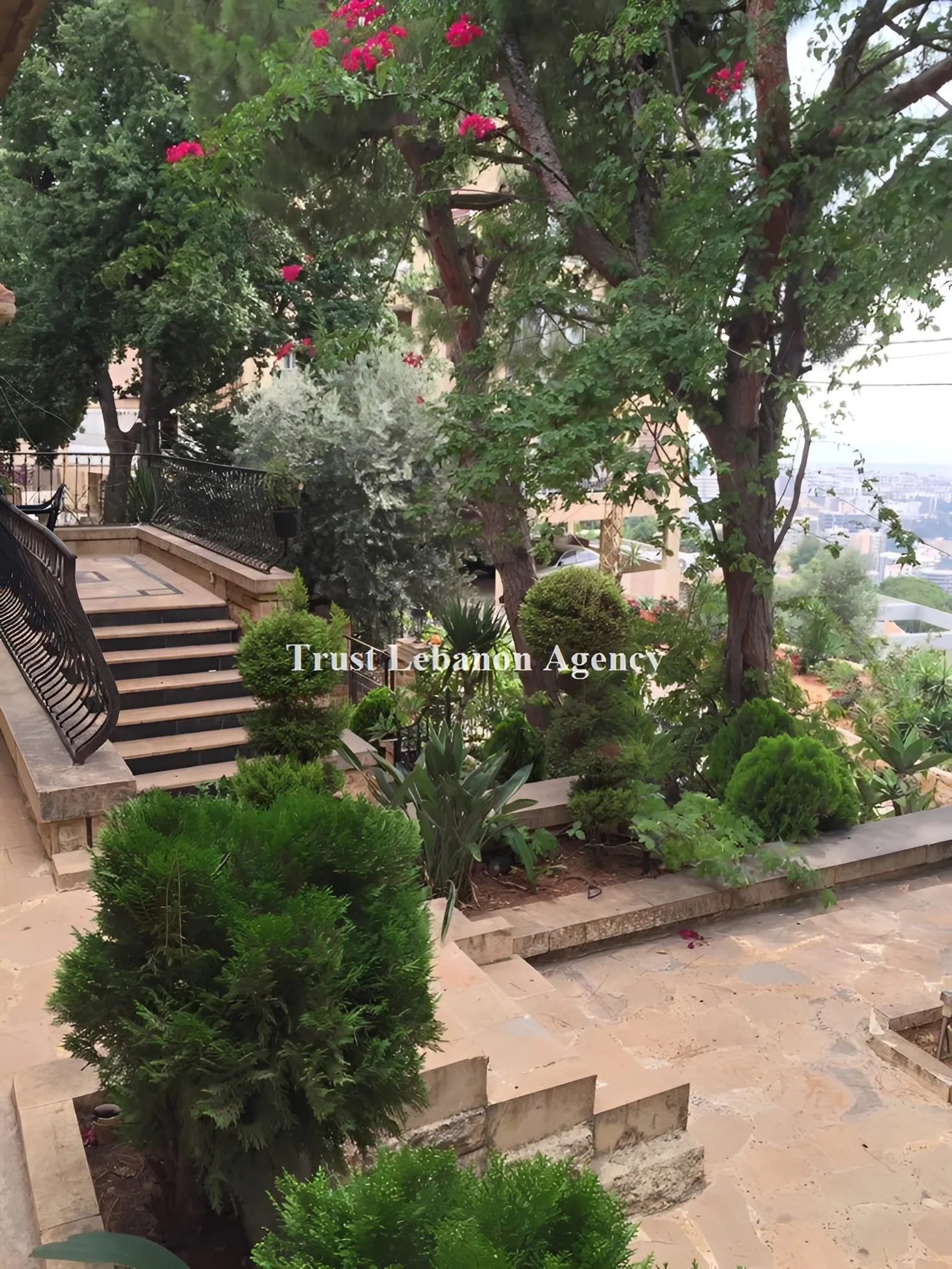 Villa for Sale in Metn Mansourieh Lebanon