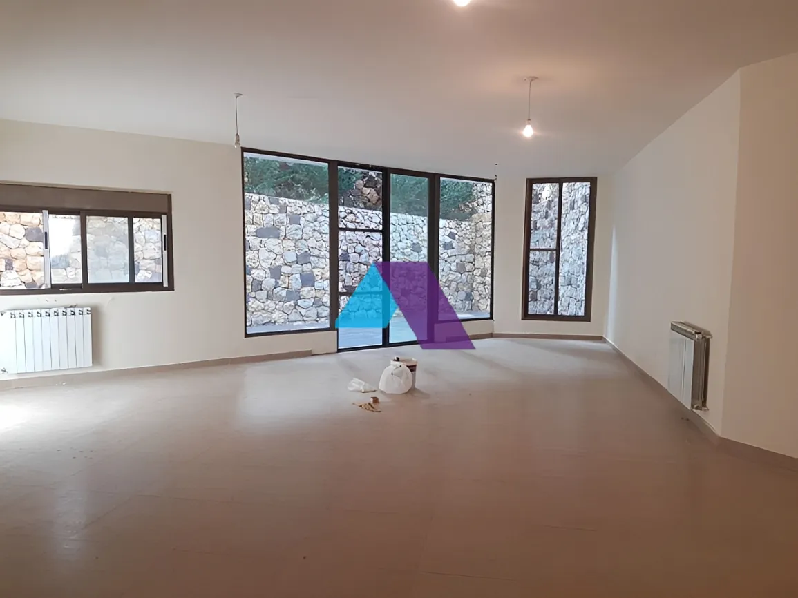 Apartment for sale in Jouret El Ballout