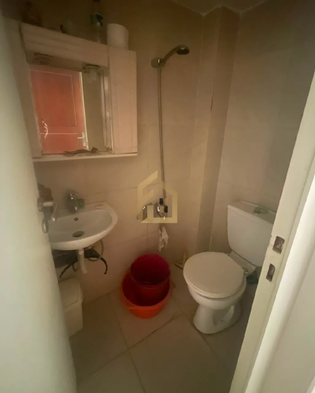 Apartment for sale in Achrafieh, Beirut, Lebanon - 3 bed, 4 bath