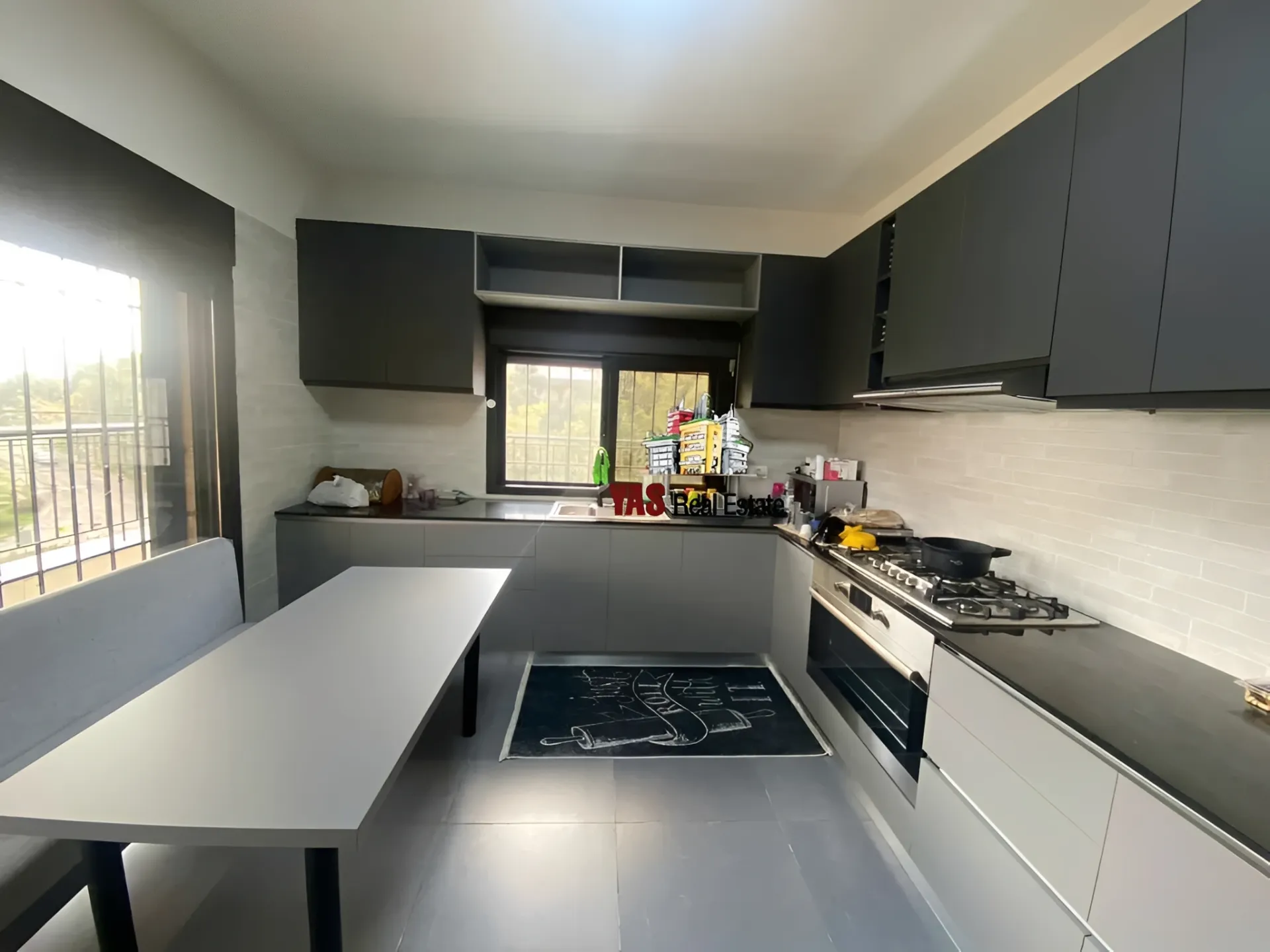 Apartment for Sale in Ajaltoun