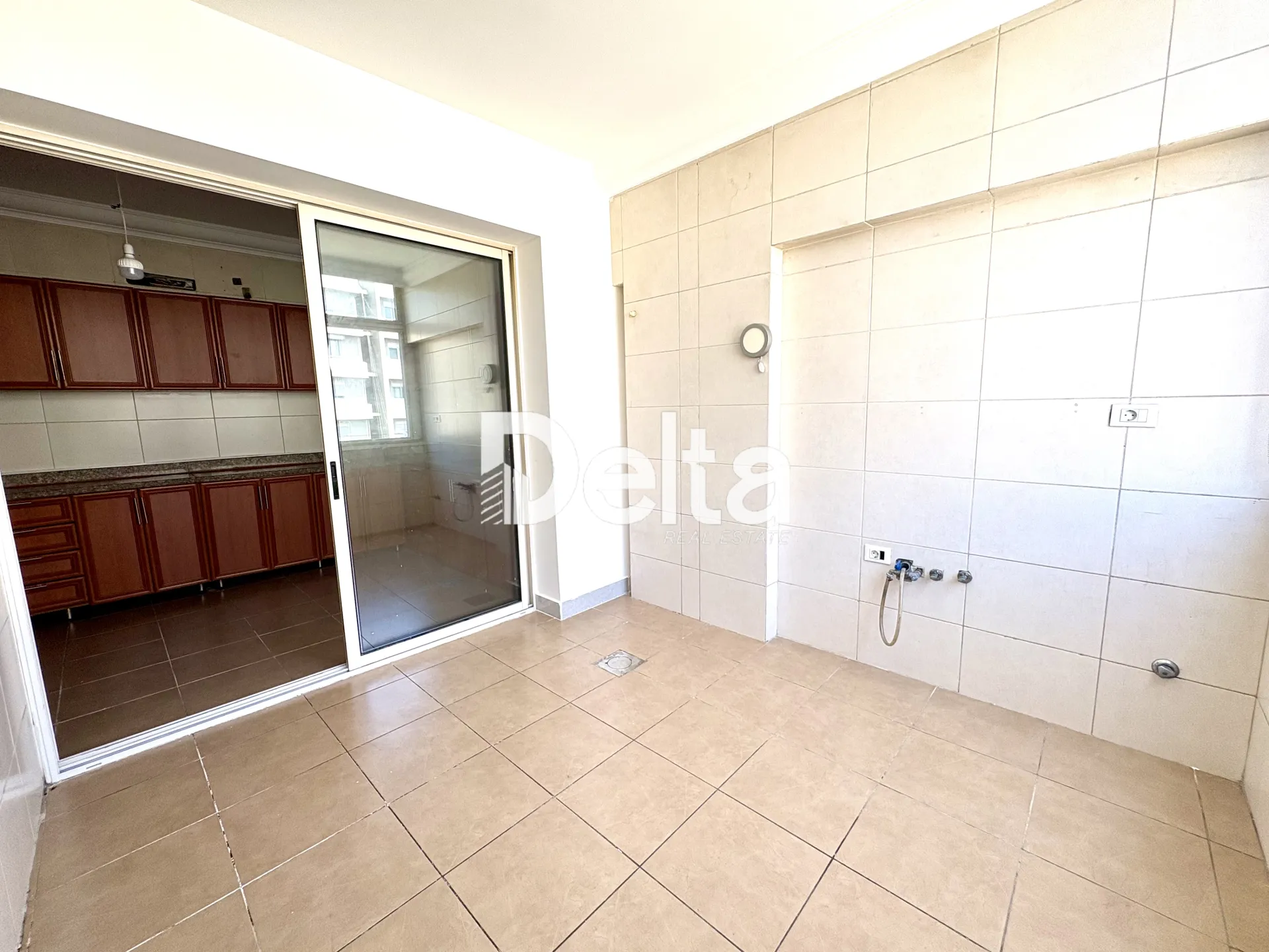 Apartment for rent in Tallet khayat, beirut, lebanon