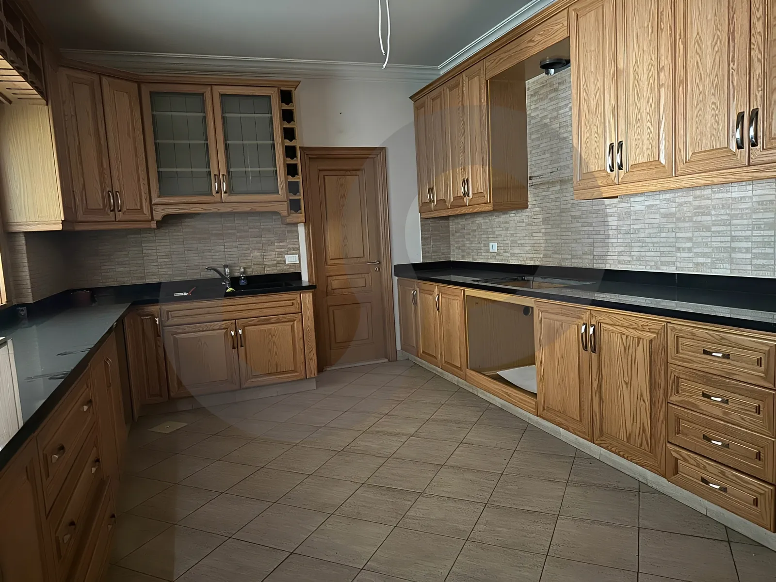 Apartment for Sale in Yarzeh - 3 bed, 3 bath