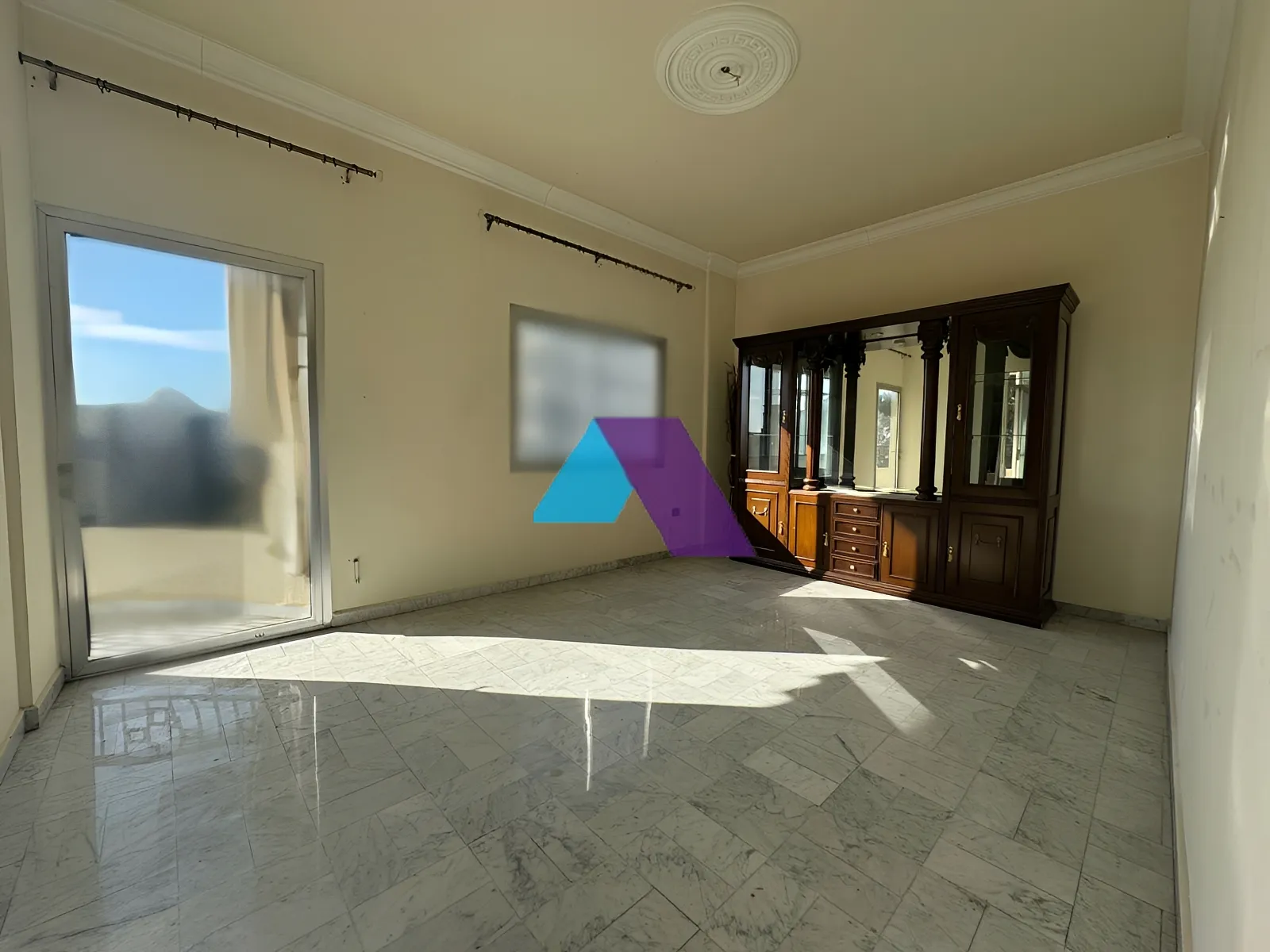 Apartment for Sale in Adma w Dafnah - 3 bed, 3 bath