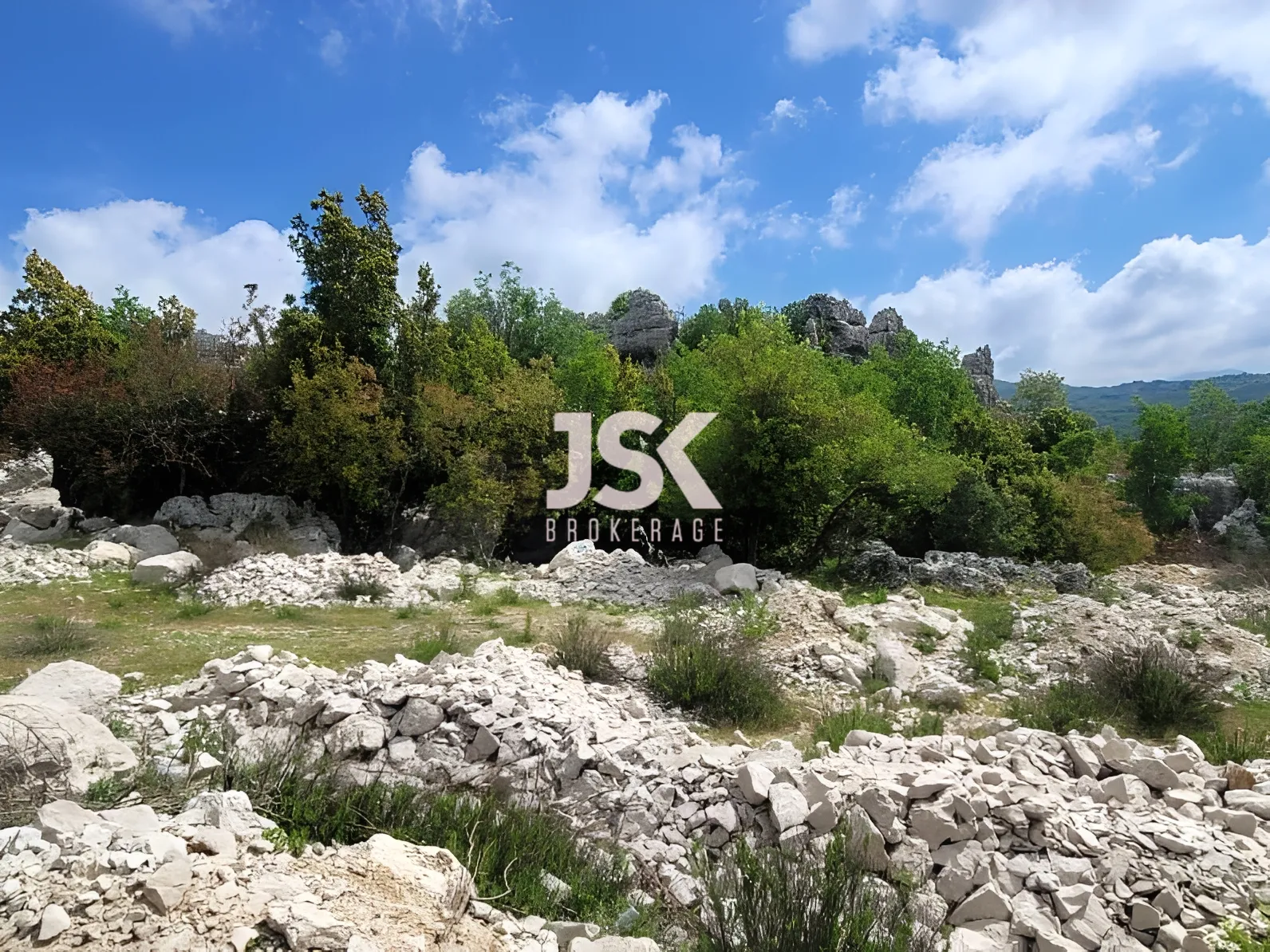 Land for Sale in Faitroun