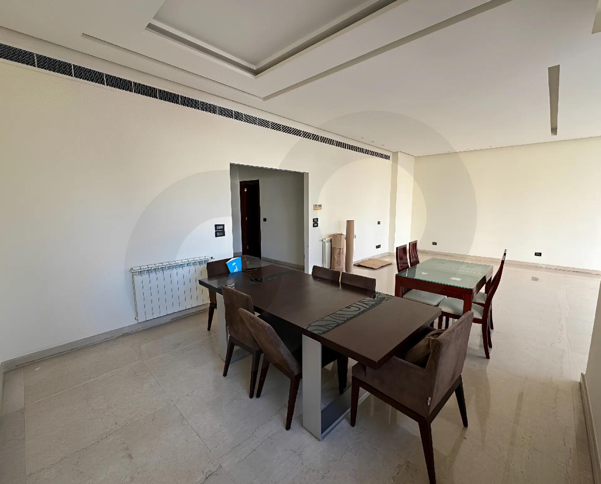 Apartment for Sale in Sodeco - 3 bed, 4 bath