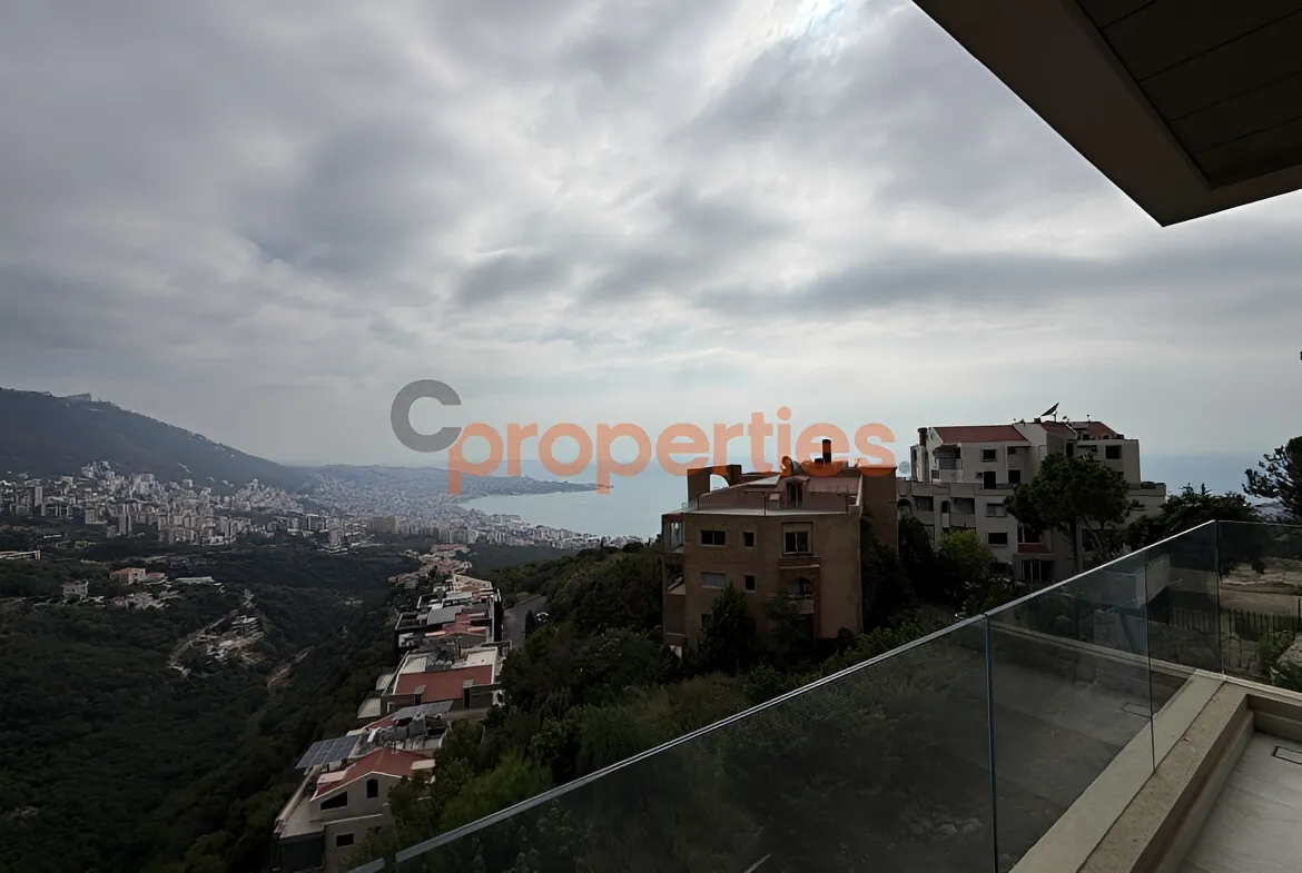 Apartment for Sale in Kafr - 4 bed, 6 bath