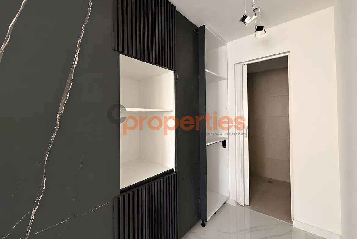 Apartment for Sale in Ballouneh