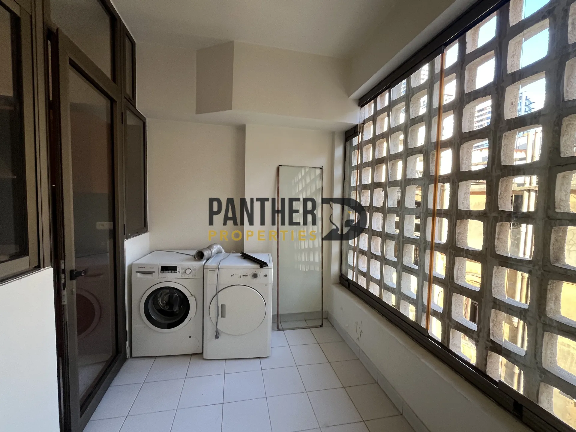 Apartment for rent in Achrafieh, beirut, lebanon