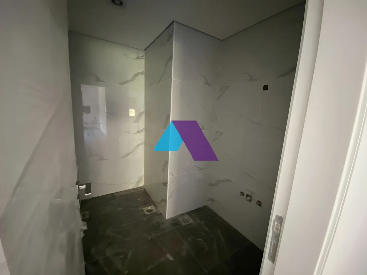 Apartment for Sale in Adma w Dafnah