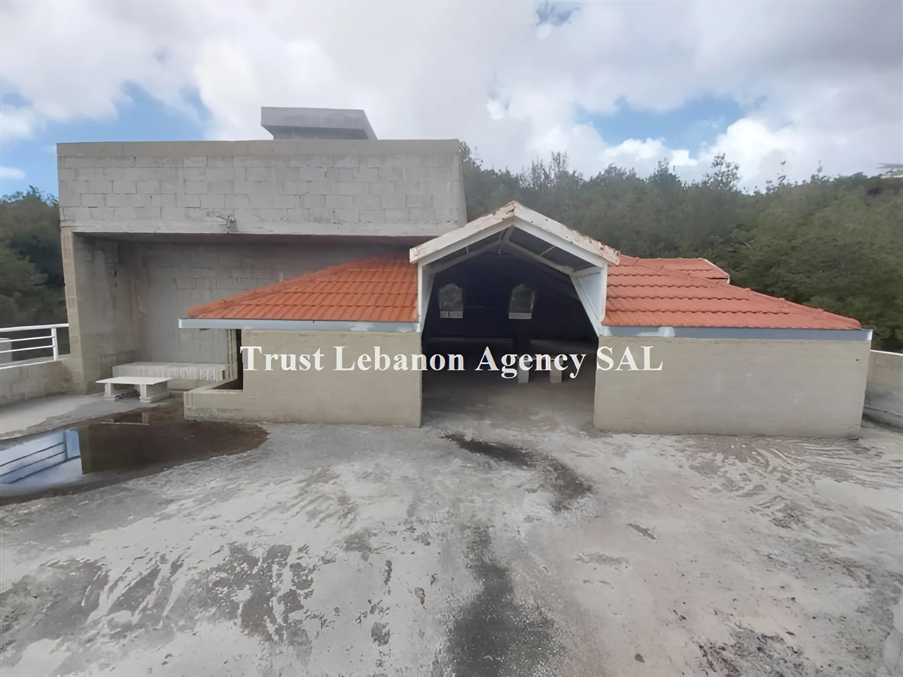 Villa for Sale in Baabda Botchay