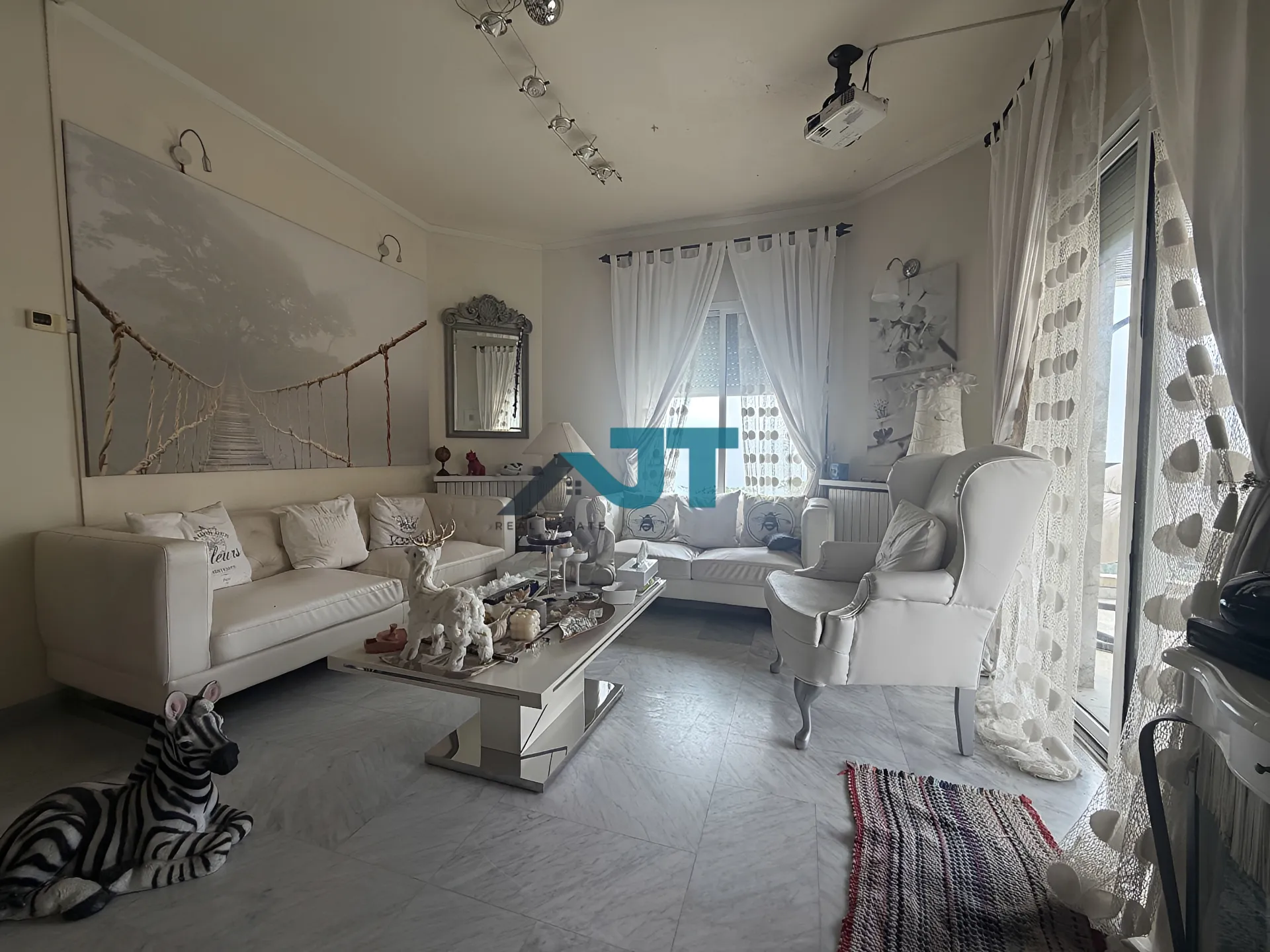 Apartment for sale in Baabdat