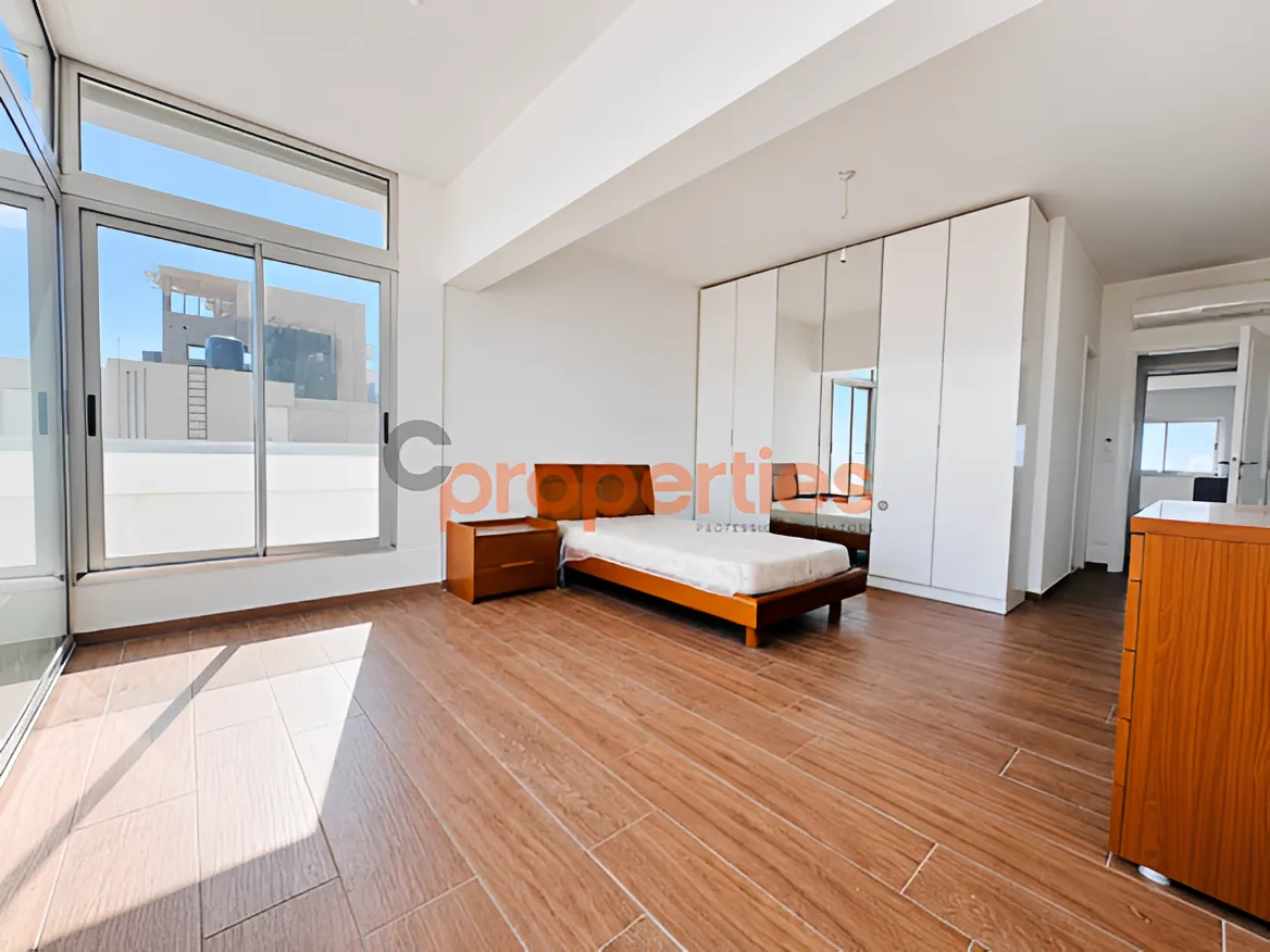 Apartment for sale in Ramleh Al Bayda, Beirut, Lebanon