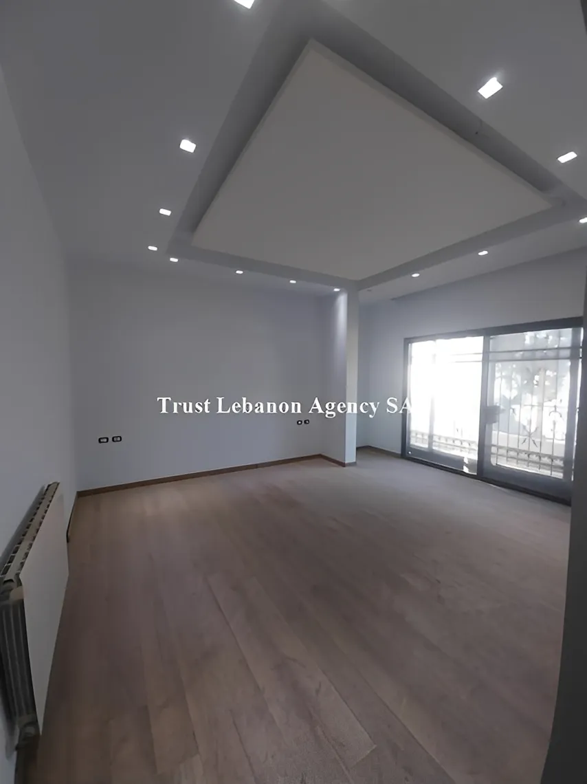 Villa for Sale in Baabda, Araya