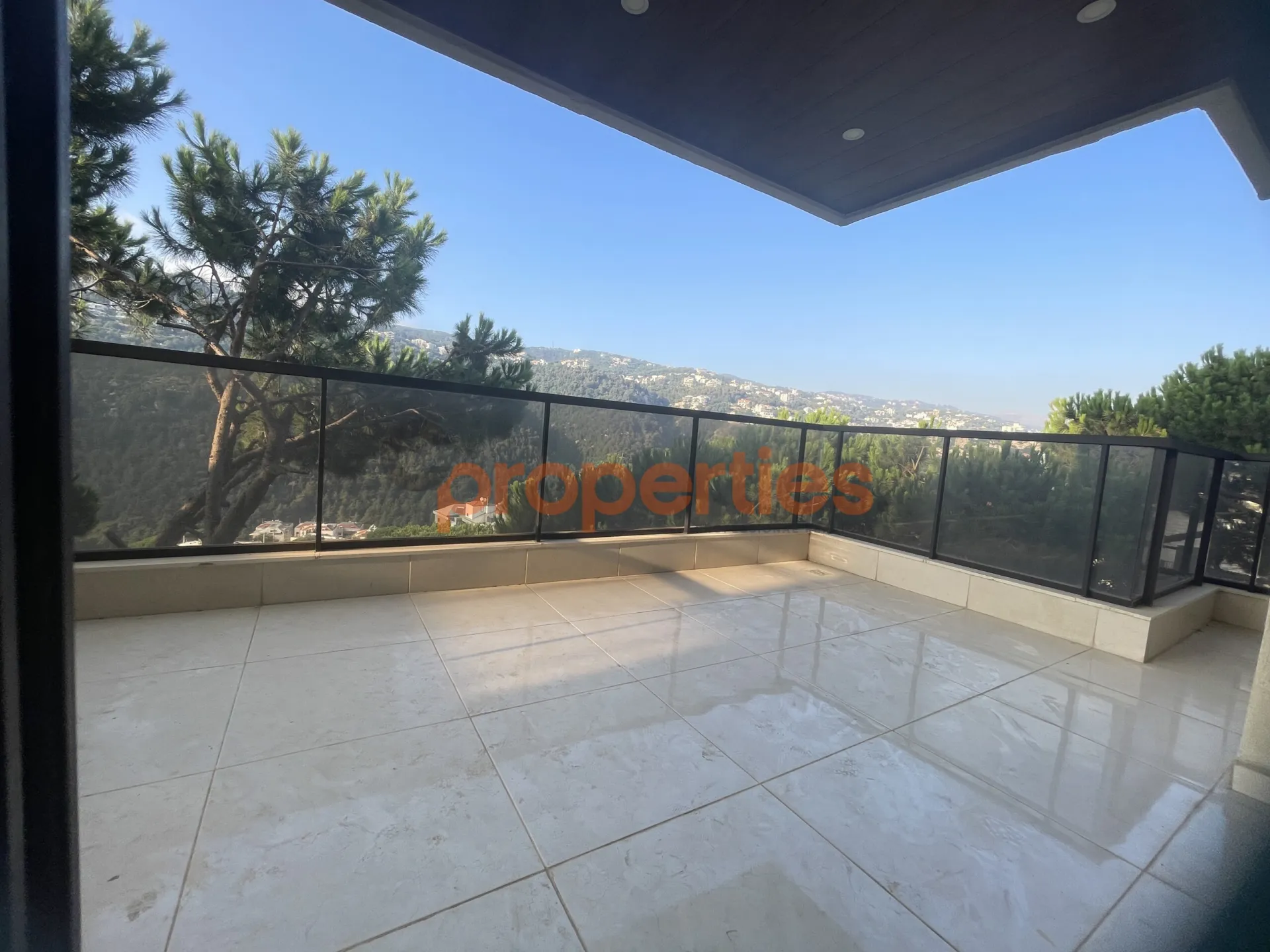 Apartment for Sale in Mar Chaaya