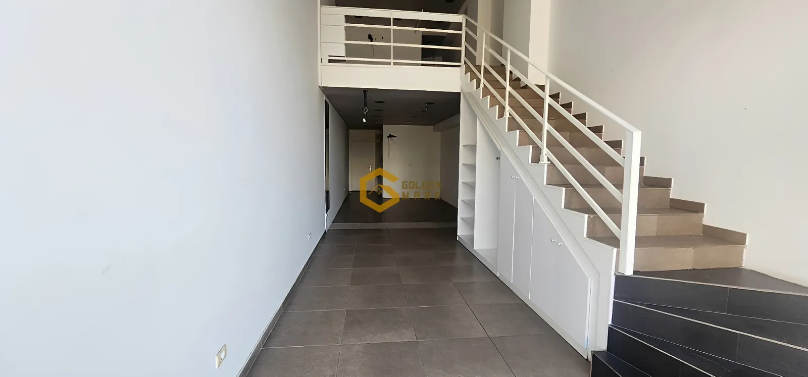Shop for rent in Mansourieh