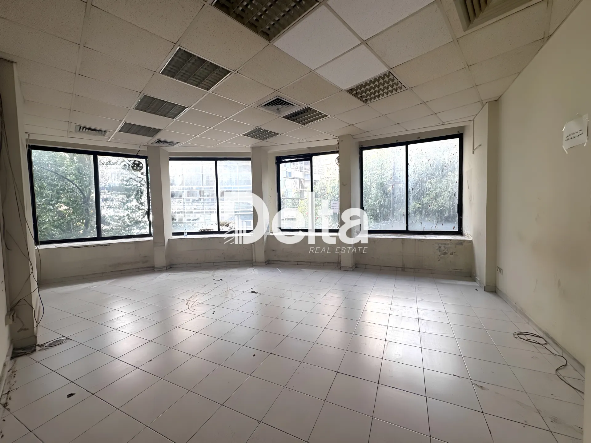 Office for rent in Mar Elias