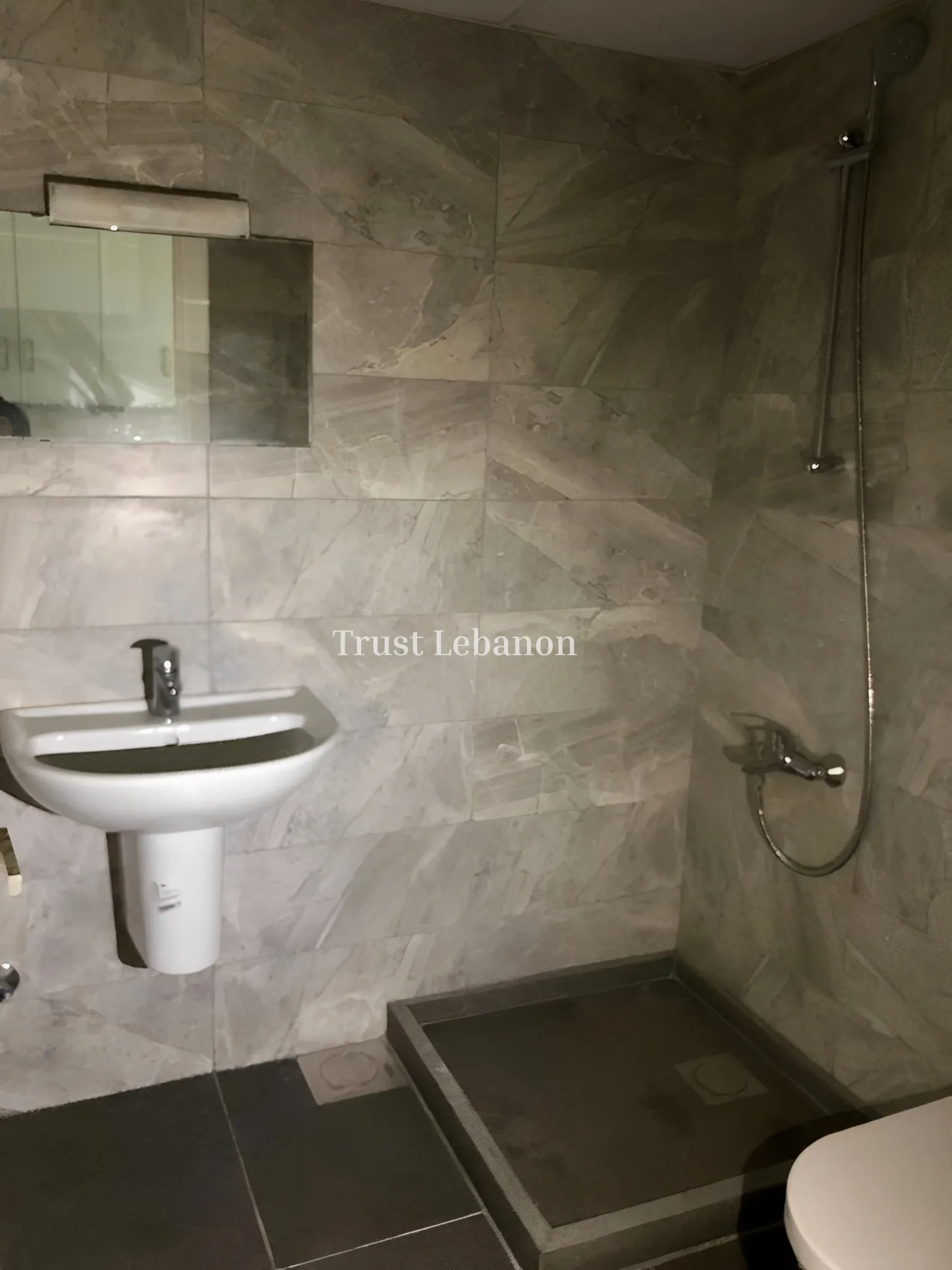 Office for rent in Ghazir, Lebanon