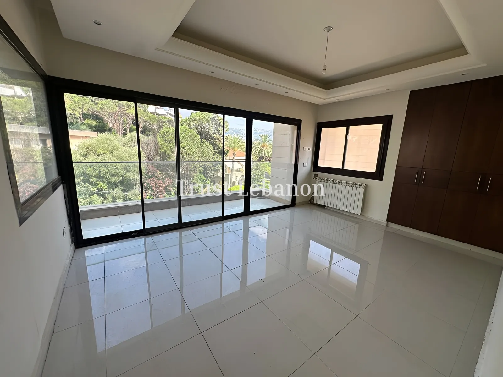 Penthouse for sale in Monteverde Main Street، Moutazah, Lebanon