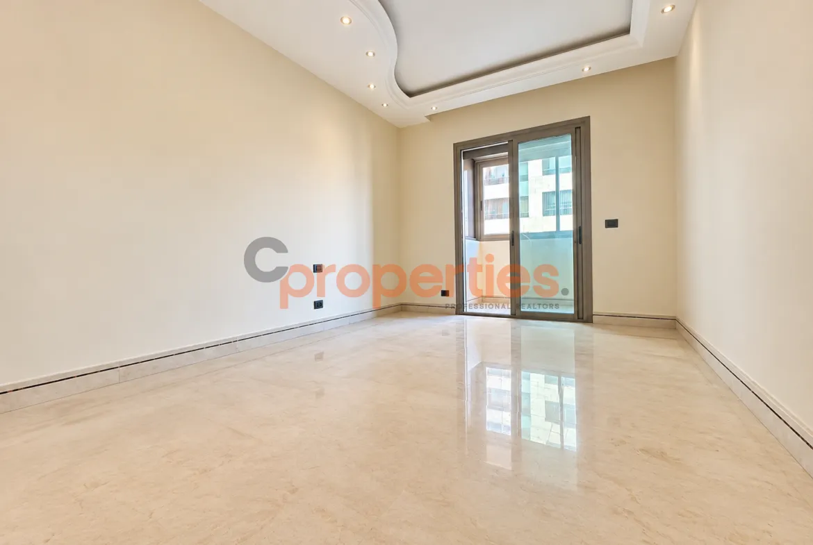 Apartment for Rent in Raoucheh