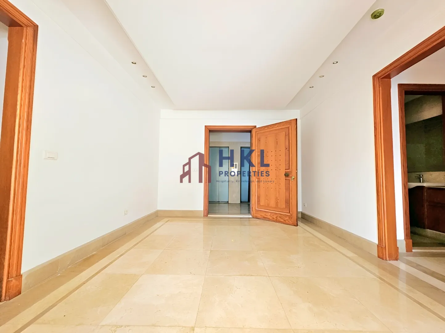 Apartment for sale in Saifi Village, Beirut, Lebanon - 3 bed, 4 bath