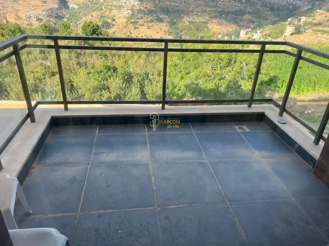 Chalet for sale in Faqra, Lebanon - 2 bed, 2 bath