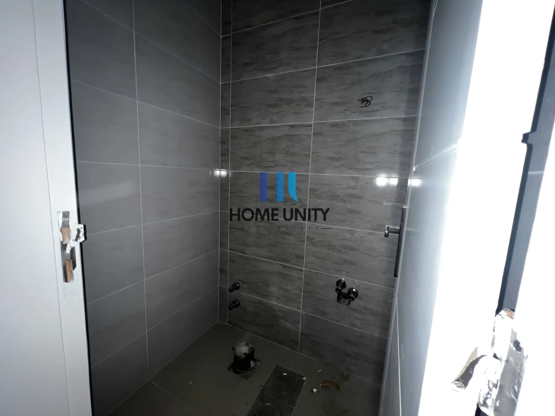 Residential in Tariq el jdideh, beirut, lebanon - 2 bed, 2.0 bath