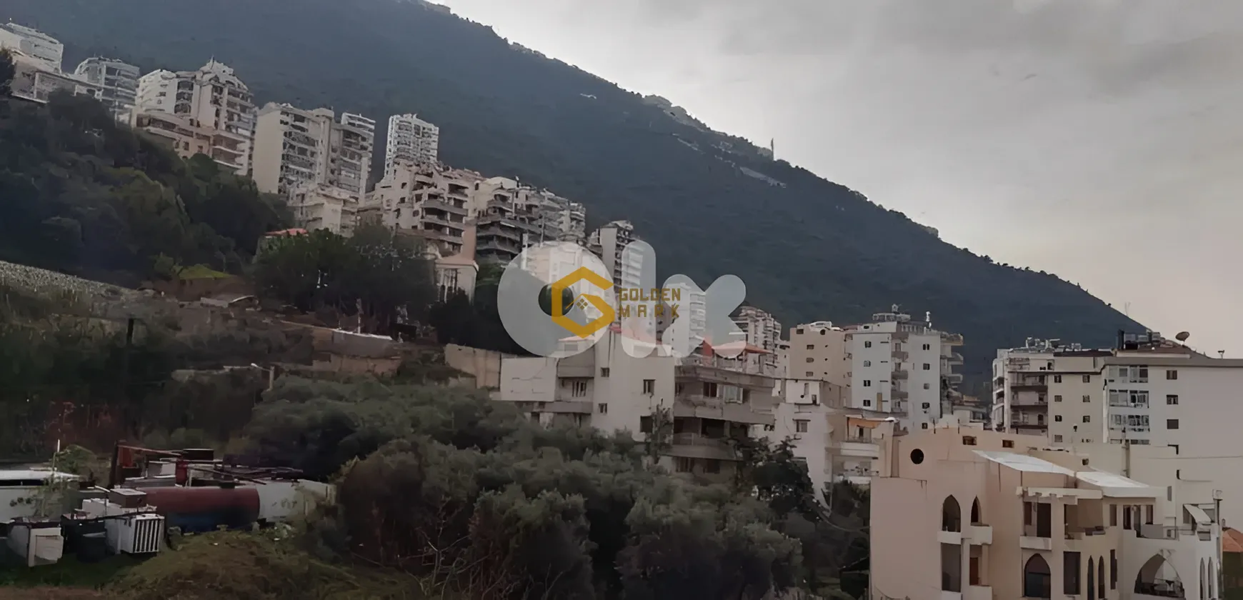 Apartment for Sale in Haret Sakher - 4 bed, 4 bath
